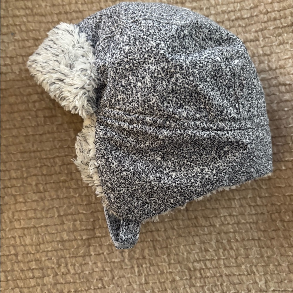 Cozy Gray Kids Winter Hat 0-6 months